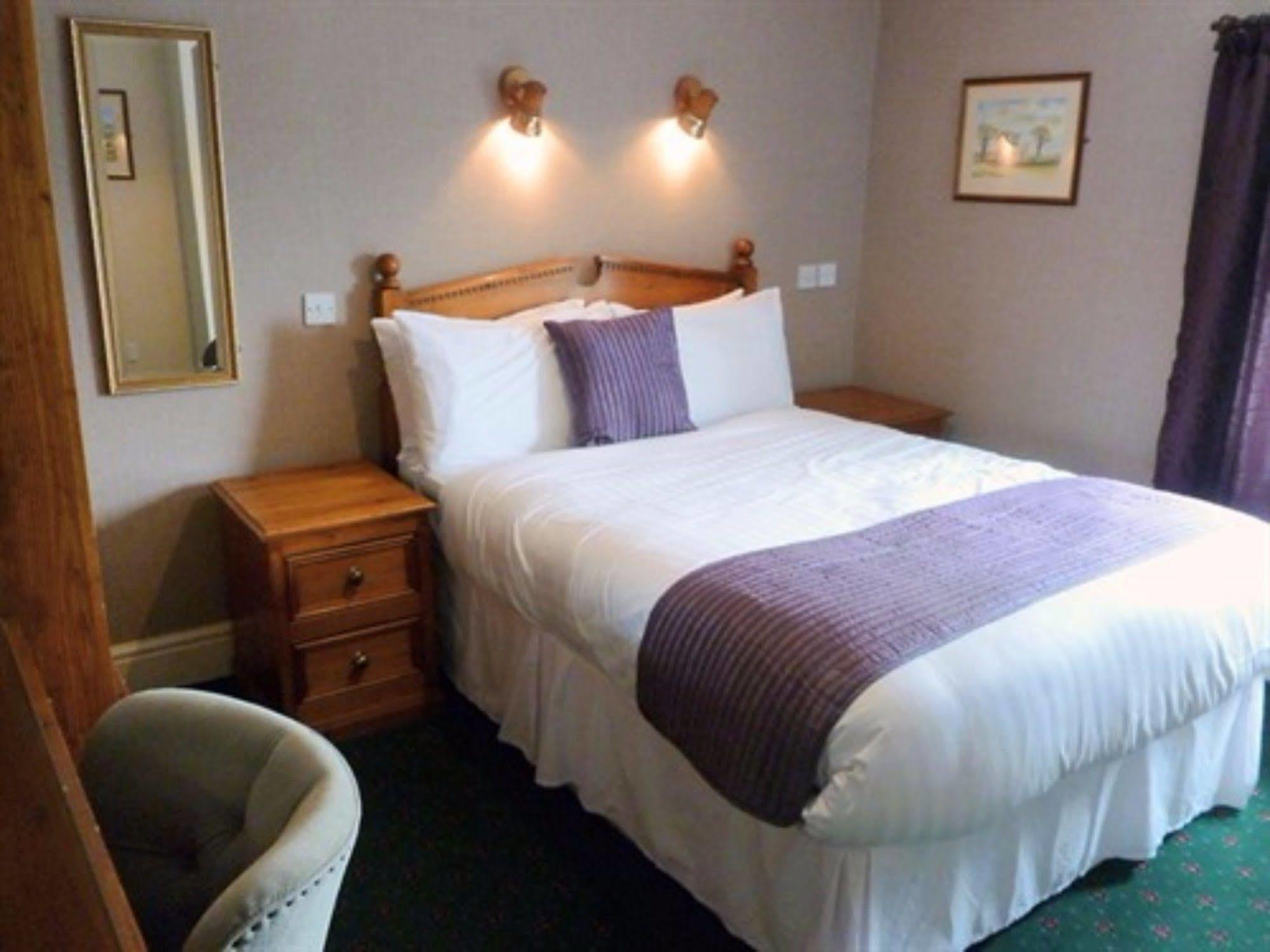 Millstone Country Inn Hathersage Exterior photo